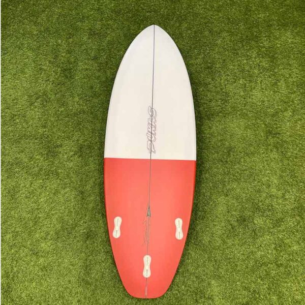 PUKAS DAVID SANTOS 5'10 SHORTBOARD - Image 2