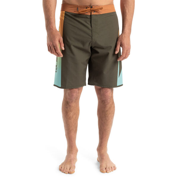 QUIKSILVER SURFSILK HOLMES 20 BOARDSHORT
