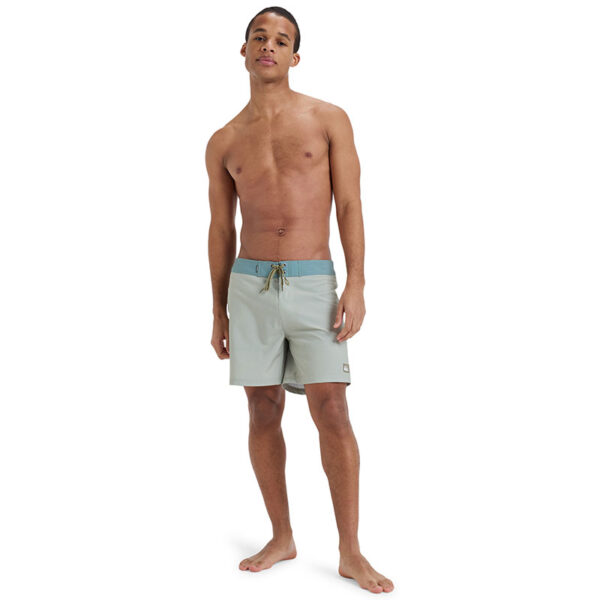 QUIKSILVER SURFSILK KAIMANA 16 BOARDSHORT - Image 11
